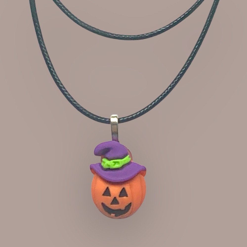 Halloween Pumpkin Pendant Necklace handcrafted NWT